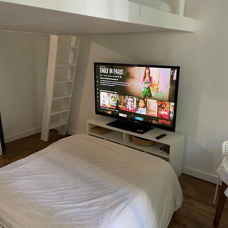 Appartement De Charme Pres Du Stade De France Σαιν-Ντενί Εξωτερικό φωτογραφία
